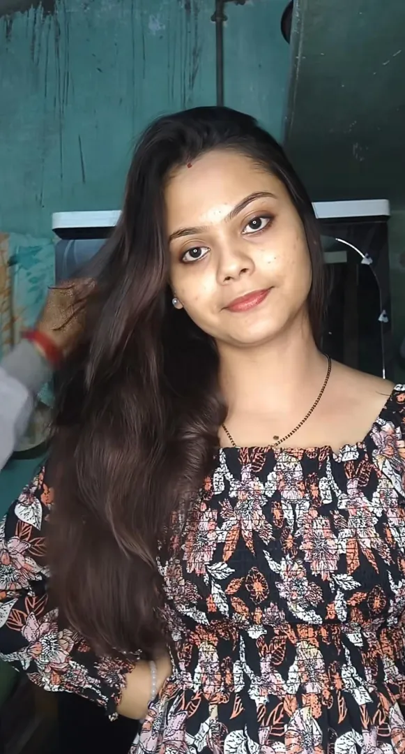 Does anyone have any idea of she does anything on video call? She asked me 500 and said it's not normal video call. posted by itisamit