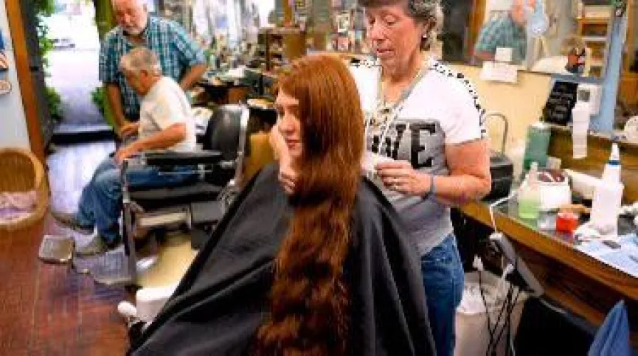 Does anyone know where I can find her headshave video by randomuser1625