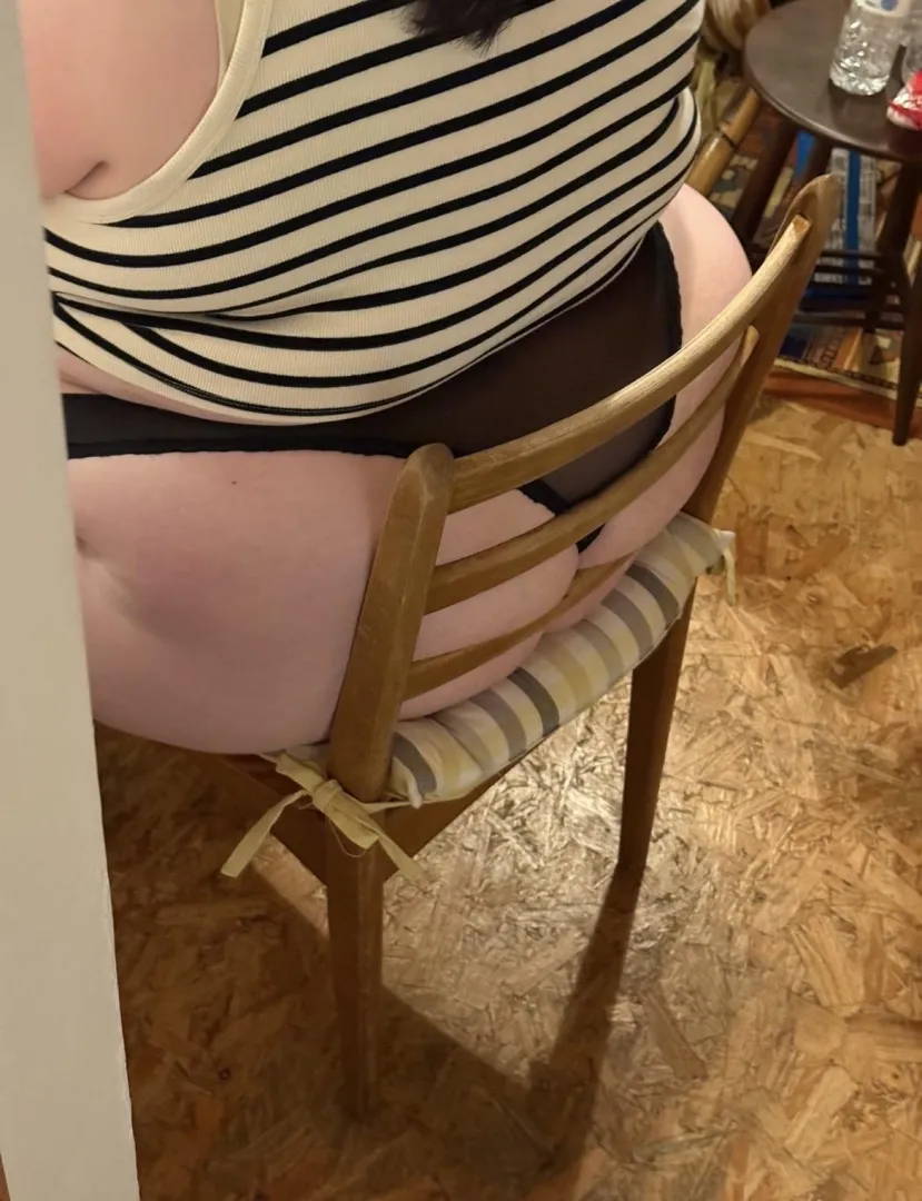 Does my ass make this chair look small?  posted by BritishSsbbw_Goddess