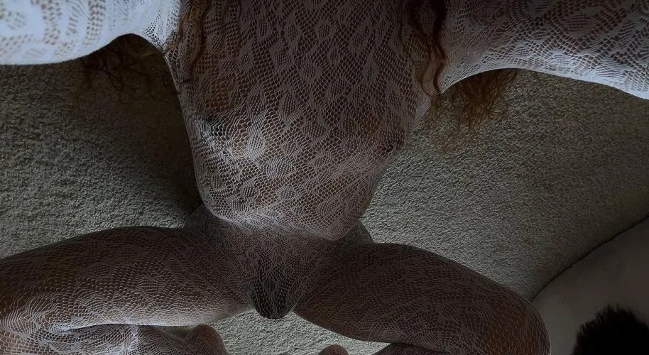 Does my bulge make u stop wandering? by NaomiGomezx