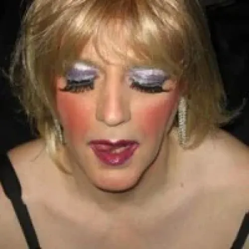 Does my face make a good cum target? by DavidPgh