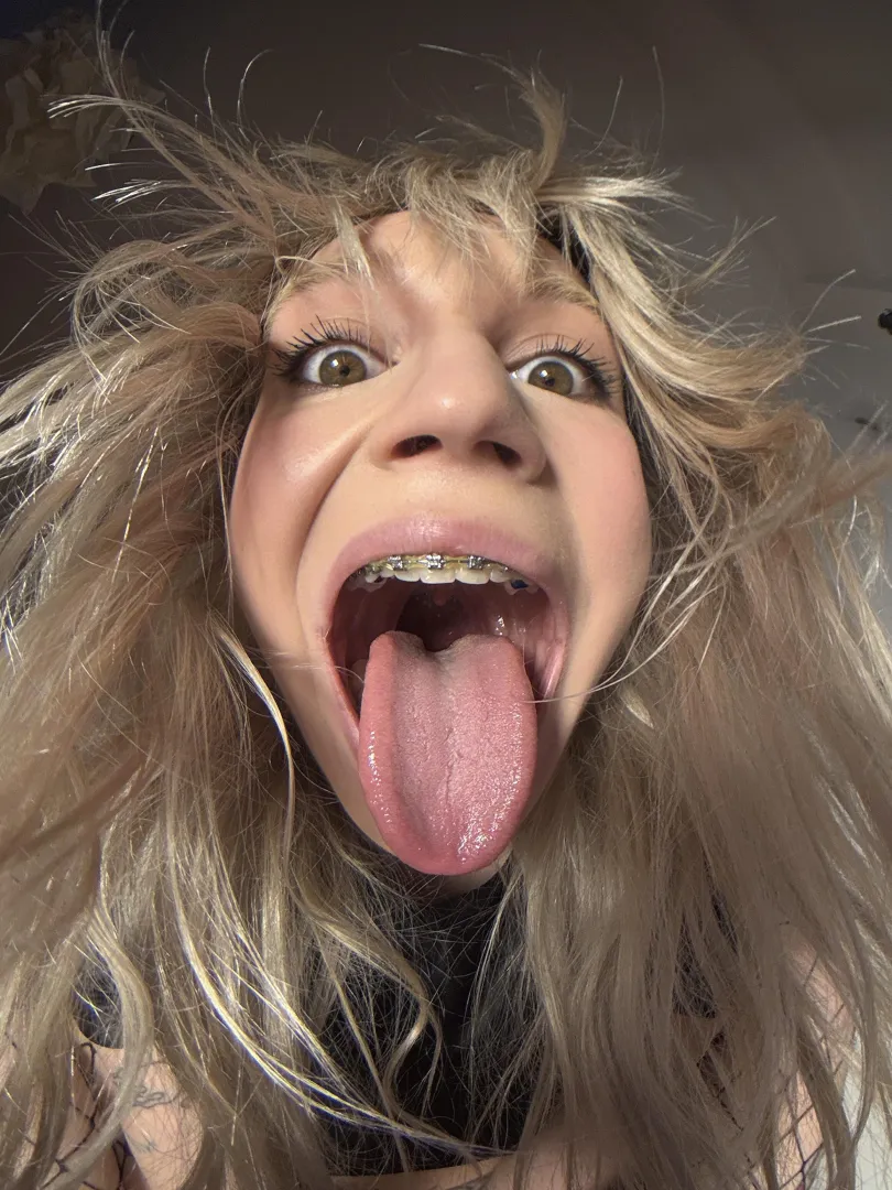 Does this darkness in my throat frighten you or does it draw you in? posted by VovkChristi