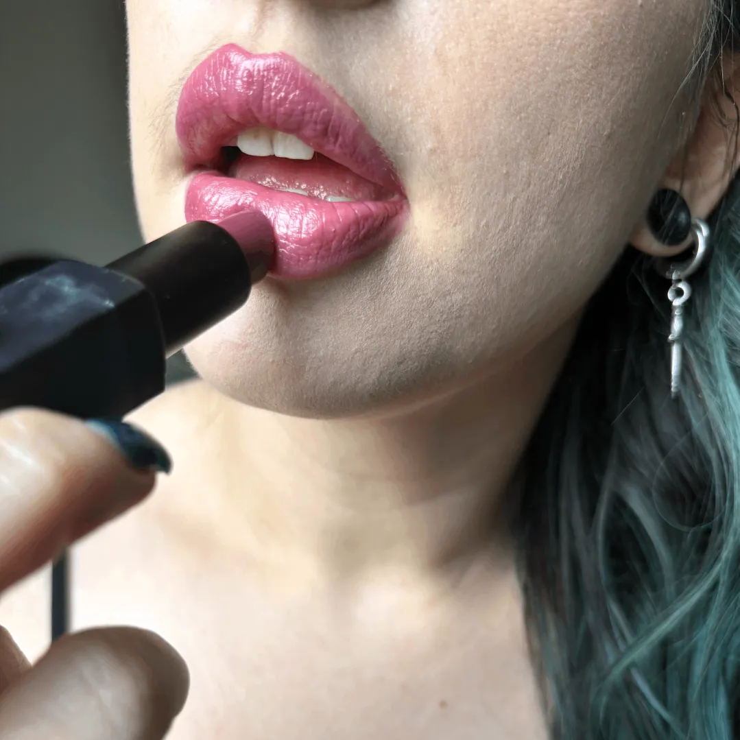 Does this shade suit me? posted by yummyallover