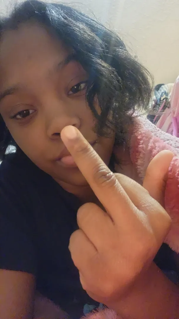 Does this turn you on loser? posted by Tay8890