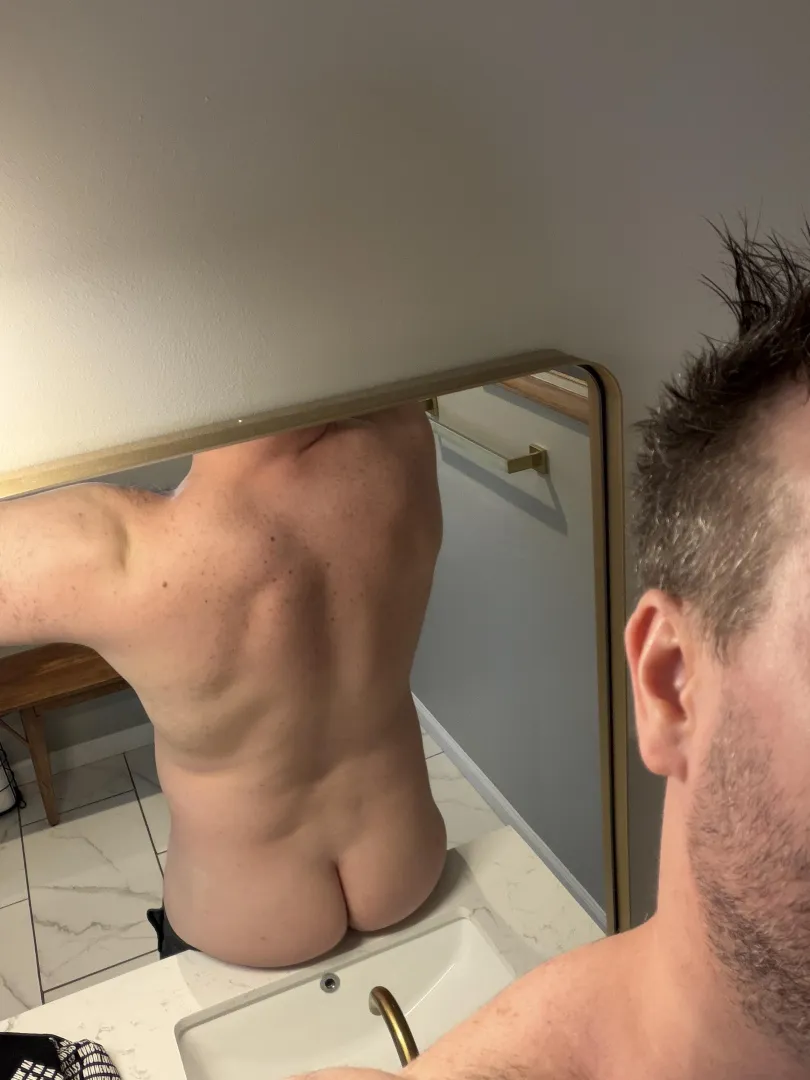 Doing extra squats ;) posted by MrRS88