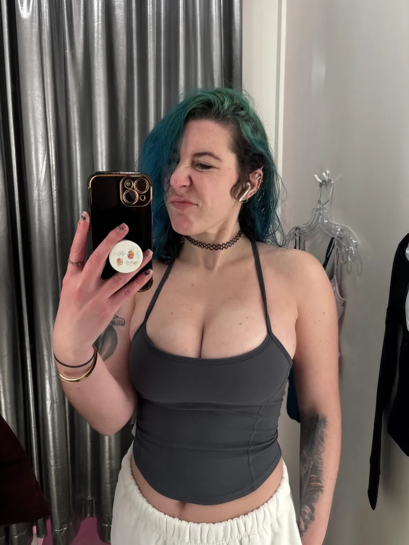 Don't even need a bra posted by sirenskiss3