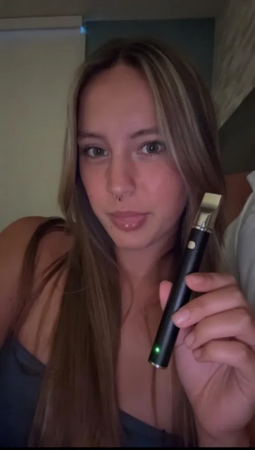 don’t have a dad, need one who smokes </3 by starlight4older_