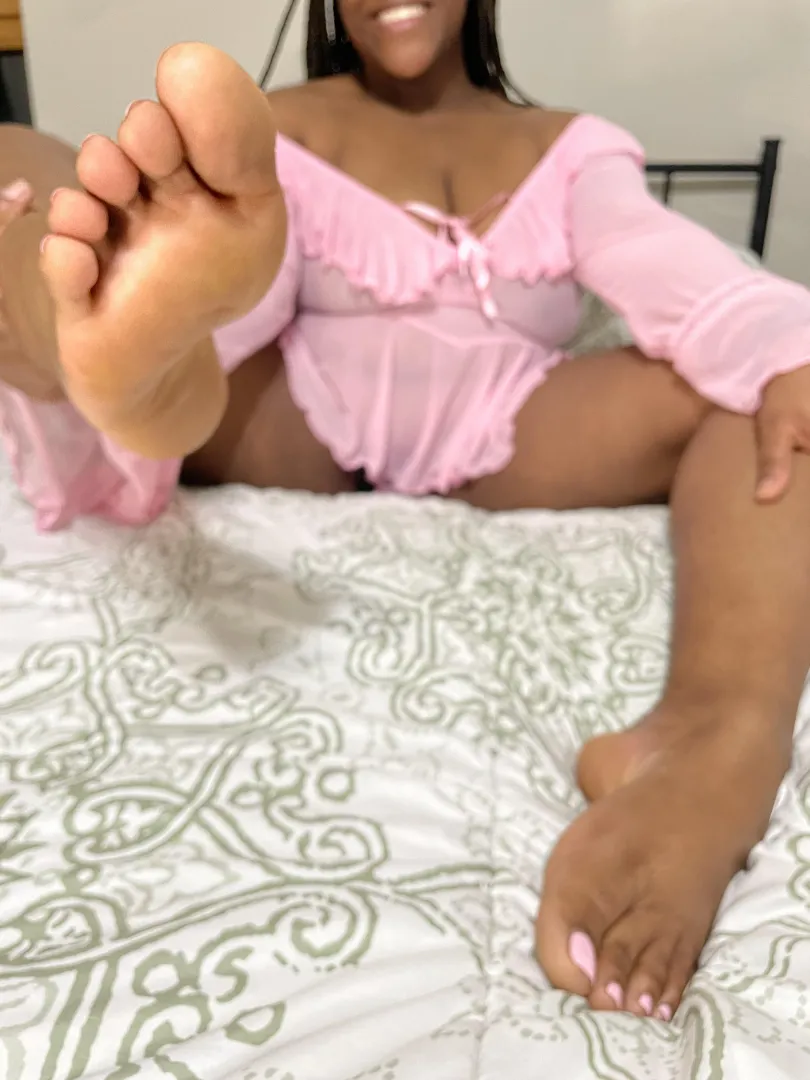 Don’t let this sweet smile fool you… I’ll have you completely ruined by my soles alone. posted by megansfeetxxx