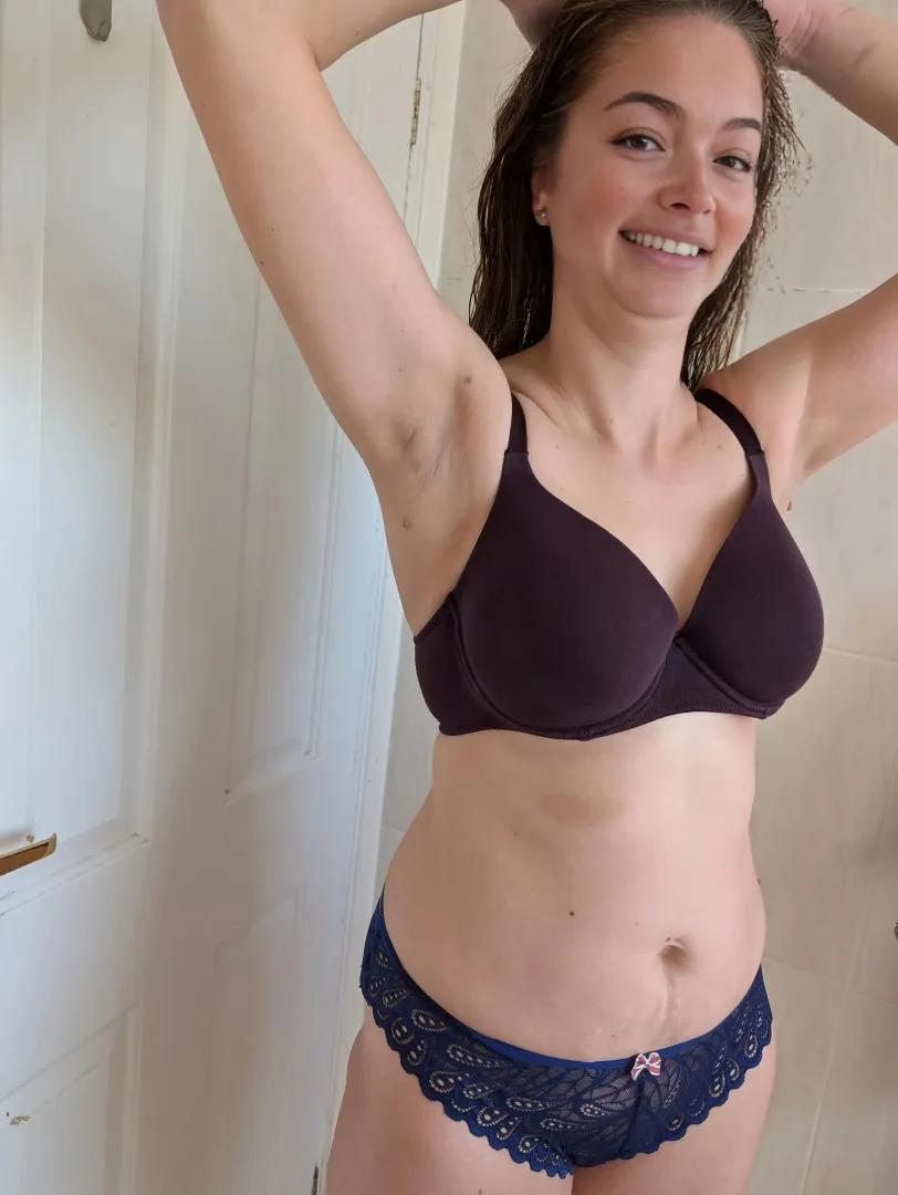 Don't look for too long, your not allowed to  posted by hampshirecouple