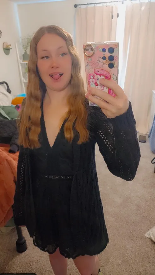 Don't scroll...I'm exactly what u want by Cissnei_