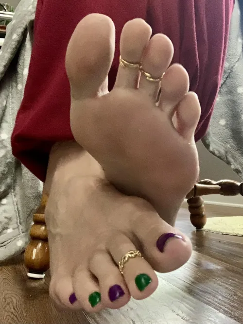 Don’t speak… just appreciate by LadySoleSinister