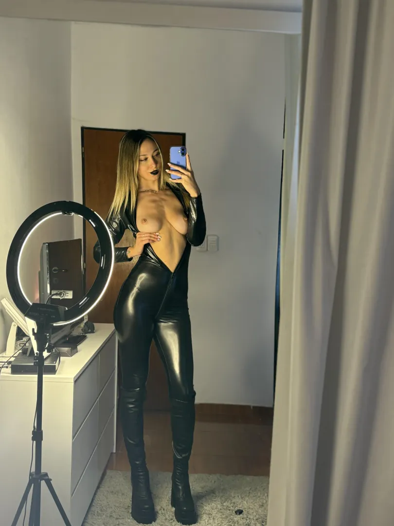 Don’t take screenshots. posted by lustlongsph