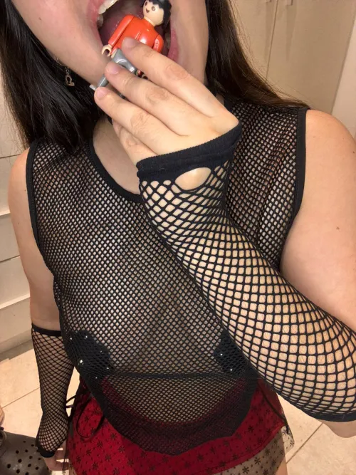 Don't worry... I'll keep you safe. Inside me. Forever. by rebecalatina22