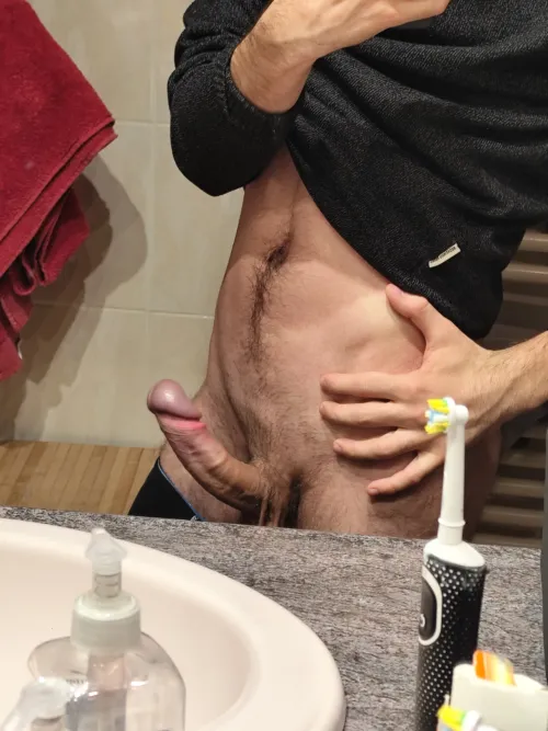 Douche tardive ✨ by Few_Fly6530