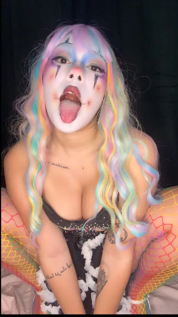 Down 2 Clown  posted by CreamPyeTheClown