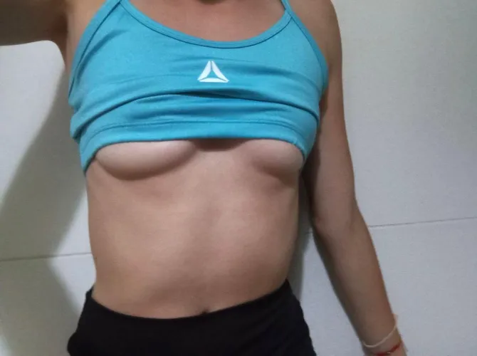 Down to try fwb with someone who is mature, 25+ F4M Denver by _PrettyHeart
