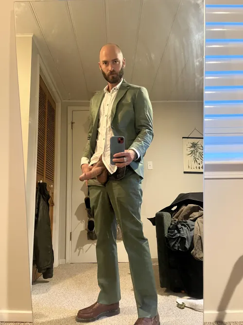 Dressed up and ready to fuck by Mountainman220