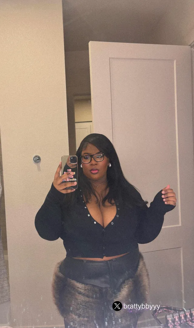 drinks later , treat me posted by Maleficent_Hour_9906