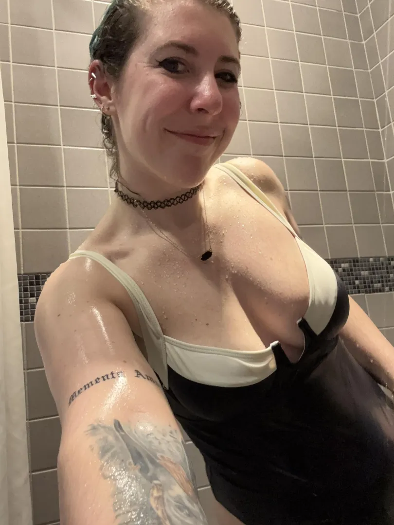 Dripping punk bae posted by sirenskiss3