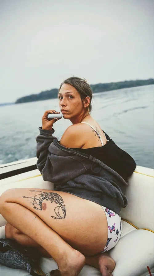 drop a ❤️ and i'll send u our nudes (first 50 guys only) by graceybabexo