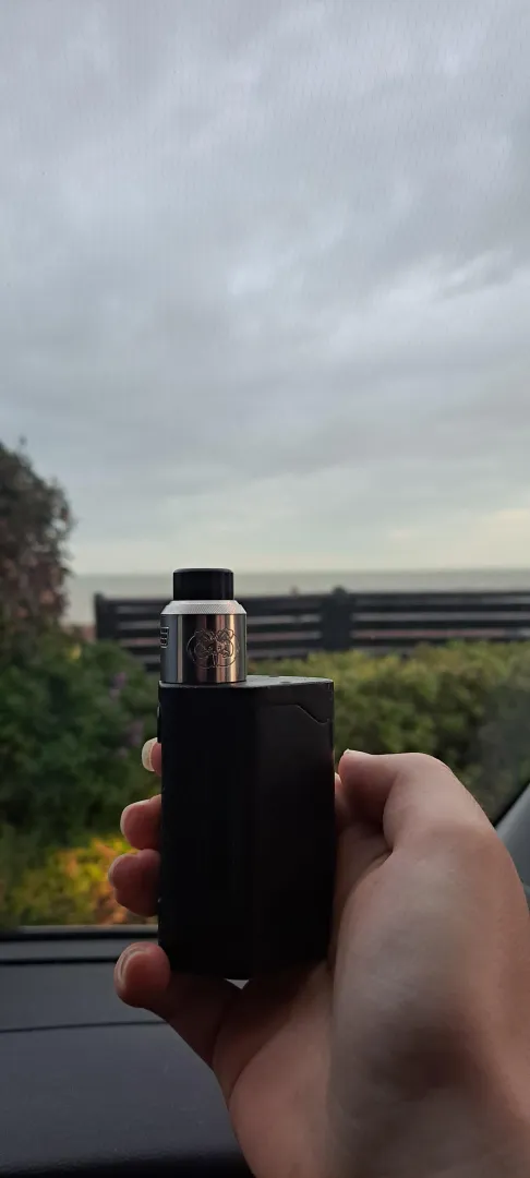 Drop dead 2 and an old wismec with geekvape zeus drip tip ️ posted by TheChilledGamer