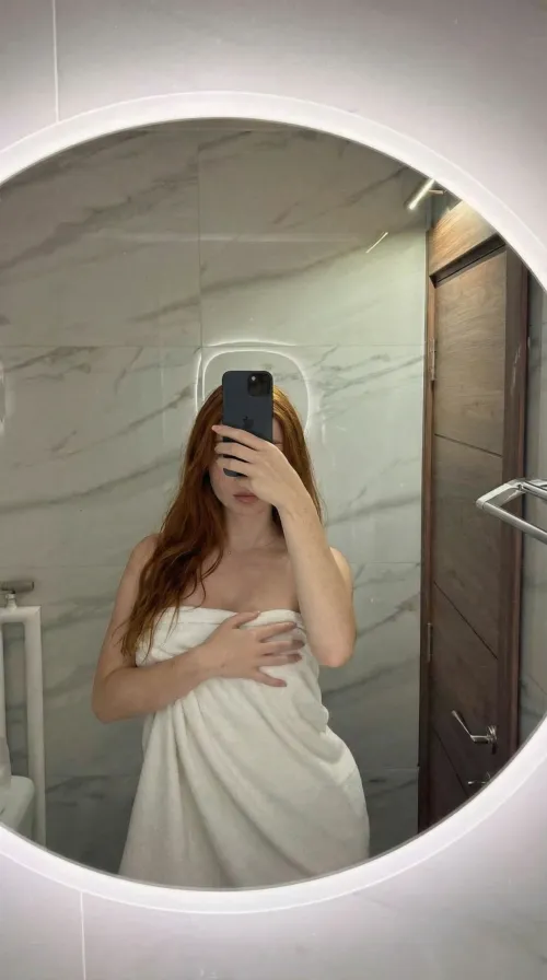 Dropping my towel, kneeling then sucking ur cock  by Firm-Hat7041