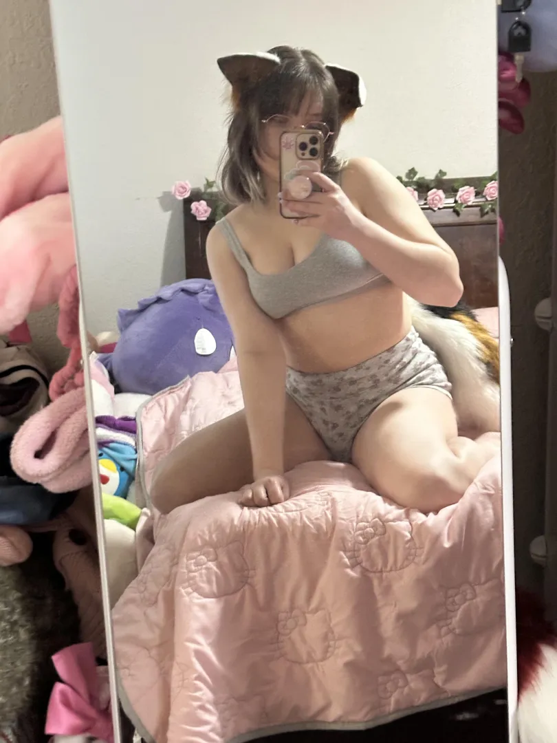 Dumb pet~ posted by Pinkvixendance