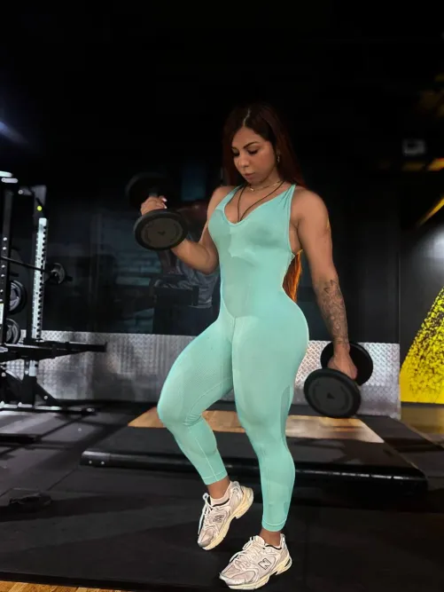 Dumielding the dumbbell, let's go for a big session by Real-Diver8010