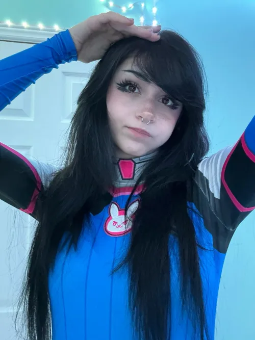 D.Va (Overwatch) by Julzzess by Julzzzesss