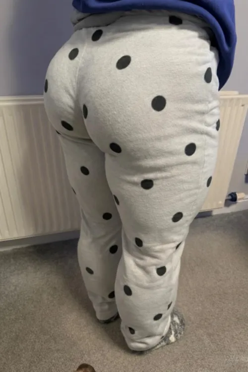 Dying to outgrow these pyjama bottoms by teenie_tootsiesxox