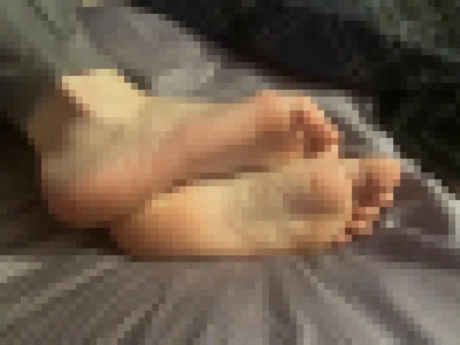 EARN seeing them uncensored. by fairydom666