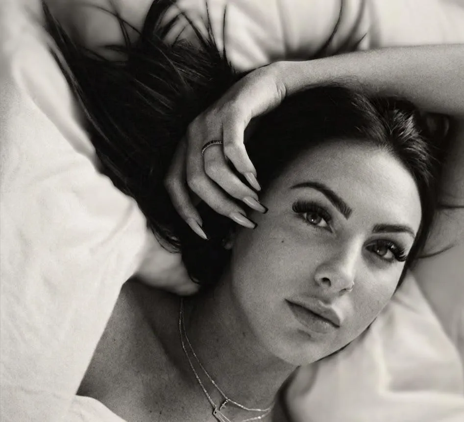 Elegant yet mercilessss✨ posted by Sunny-dazee