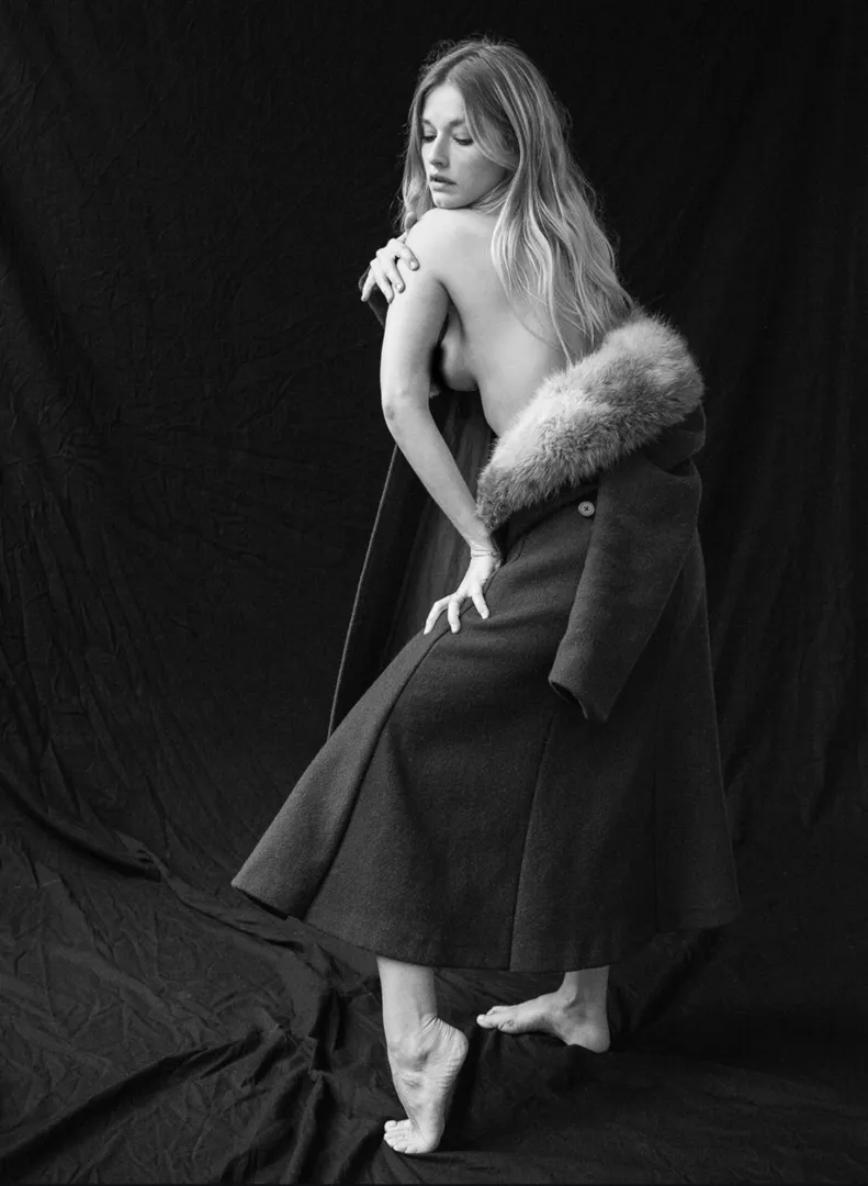 Ella-June Henrard posted by Formal_Athlete7737