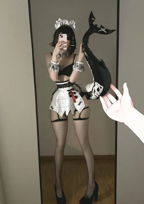 Ellen Joe activated Glacial Omen just to freeze your gaze on her skirt [F] by KindBunny0