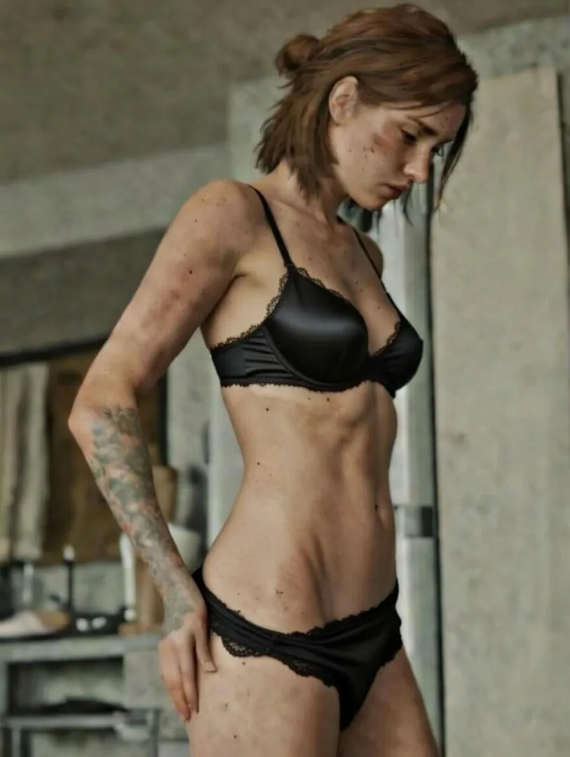 Ellie's panties are falling... posted by TrainingDue241