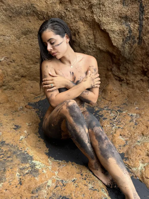 Embracing the shore by AdventureJuntos