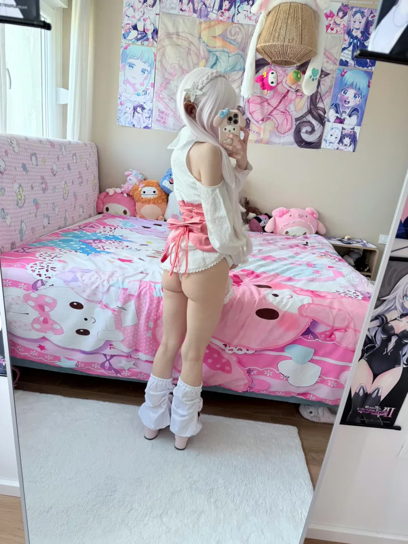 Emilia Rezero by Lily posted by MeltyMcMuffin