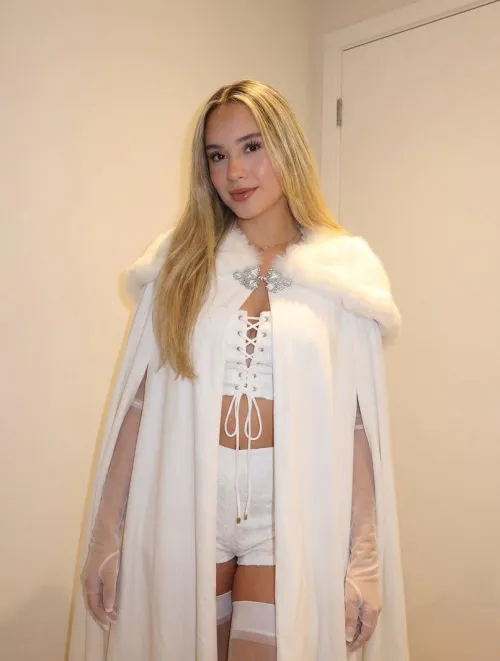 Emma Frost by (sabrina) by xPrincessBloom