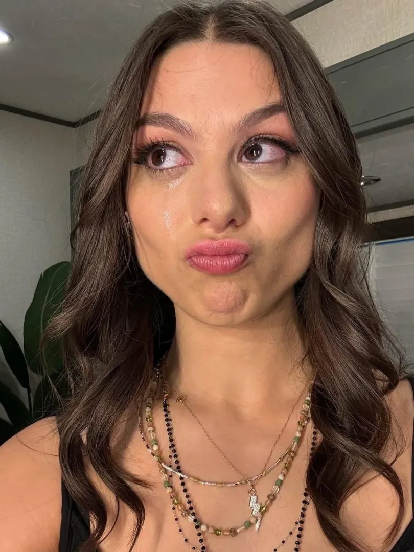 Emotional Kira posted by No_Cupcake_1860