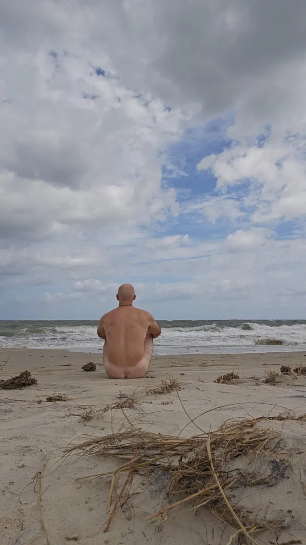 Empty beach posted by Strict_Policy_9508