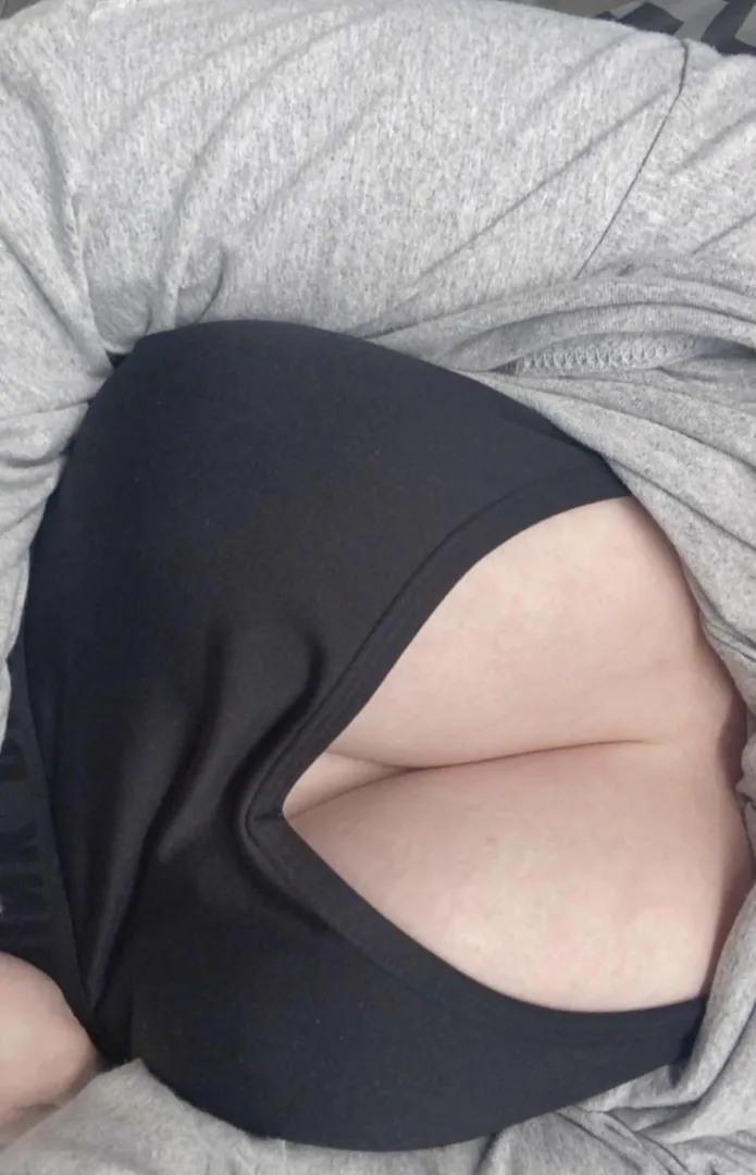 Empty your wallet for me baby  posted by Spoiled-LittleBrat