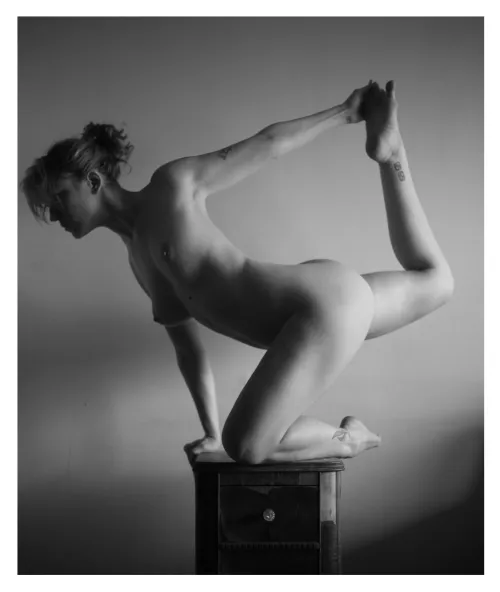 En équilibre. by billyporcelaine