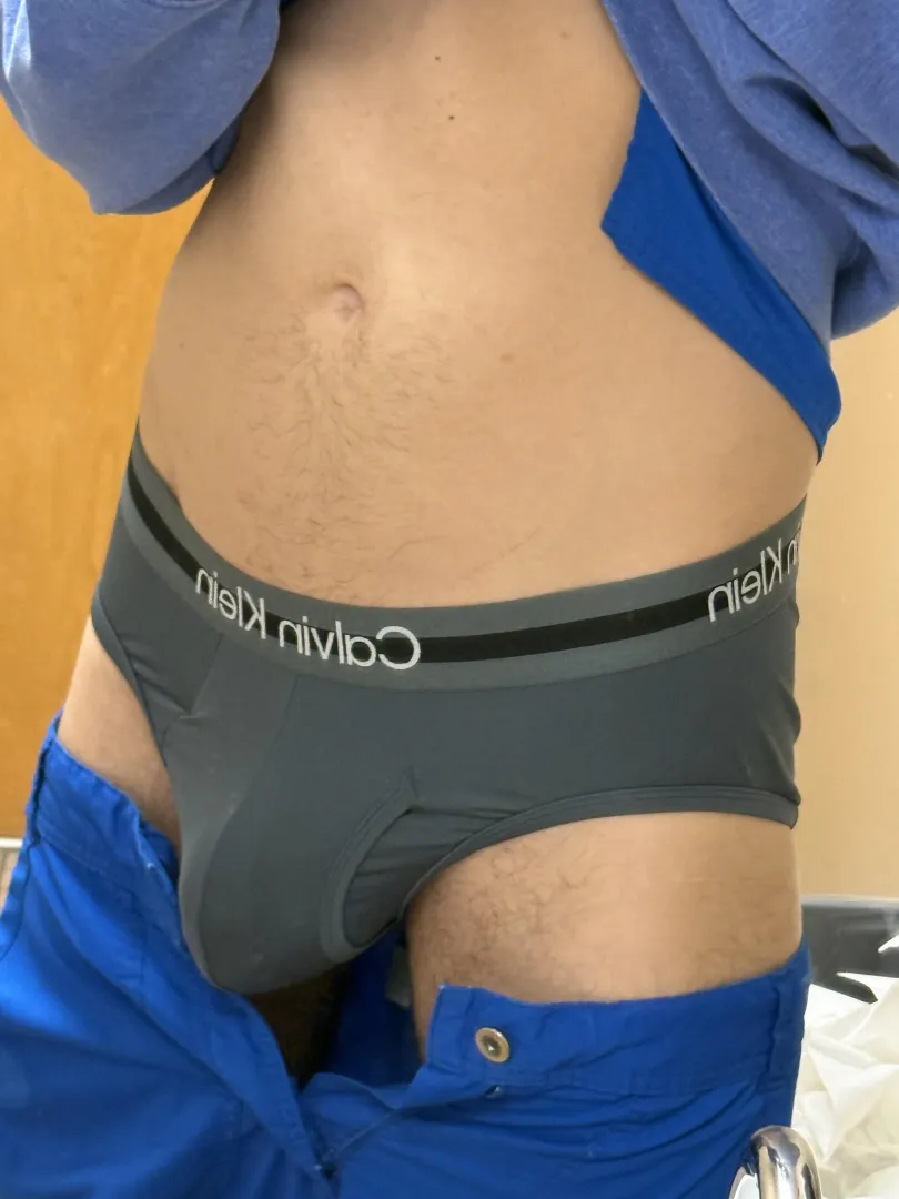 encouraged by my bro to try out briefs.. i think i love them! posted by donttellmethat0