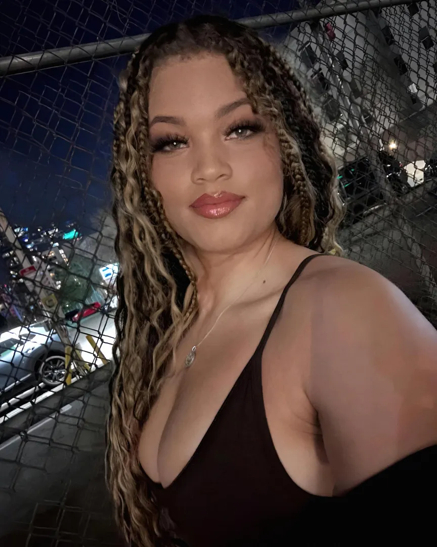 English x Belizean posted by annabellecuddles