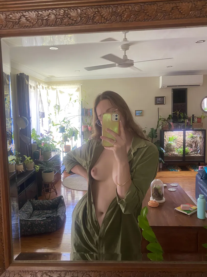 Enjoy the greenery  posted by entice_me