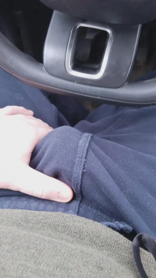 Er der en liderlig bttm knægt tæt på Nakskov? by DkBreeder94