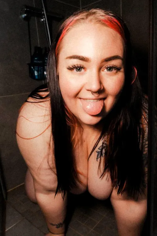 Er det rigtigt at mænd egentlig bedst kan lide lidt tykkere piger? by OopsFlirt