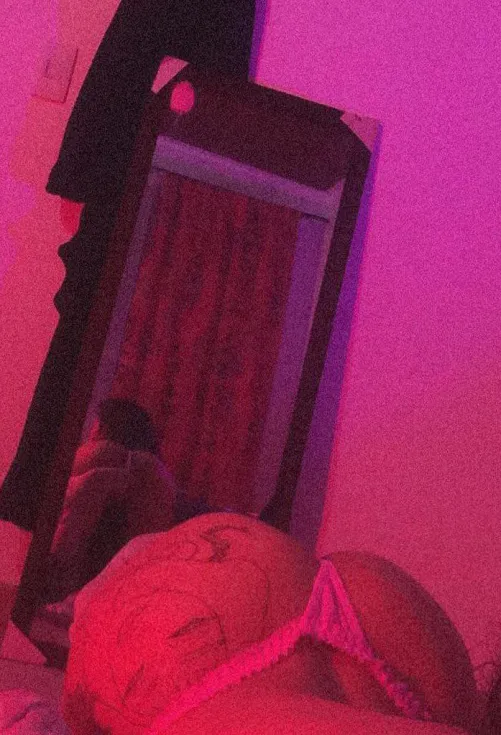 escríbeme para sacarte la leche con mi culo  by littlefoxxxyyy