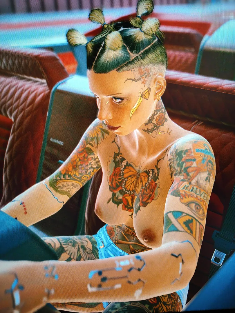 Esperanza Gonzalez posted by Patrynio-until97