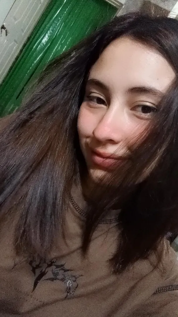 Espero ser bonita para ti posted by Critical-Sample-7743